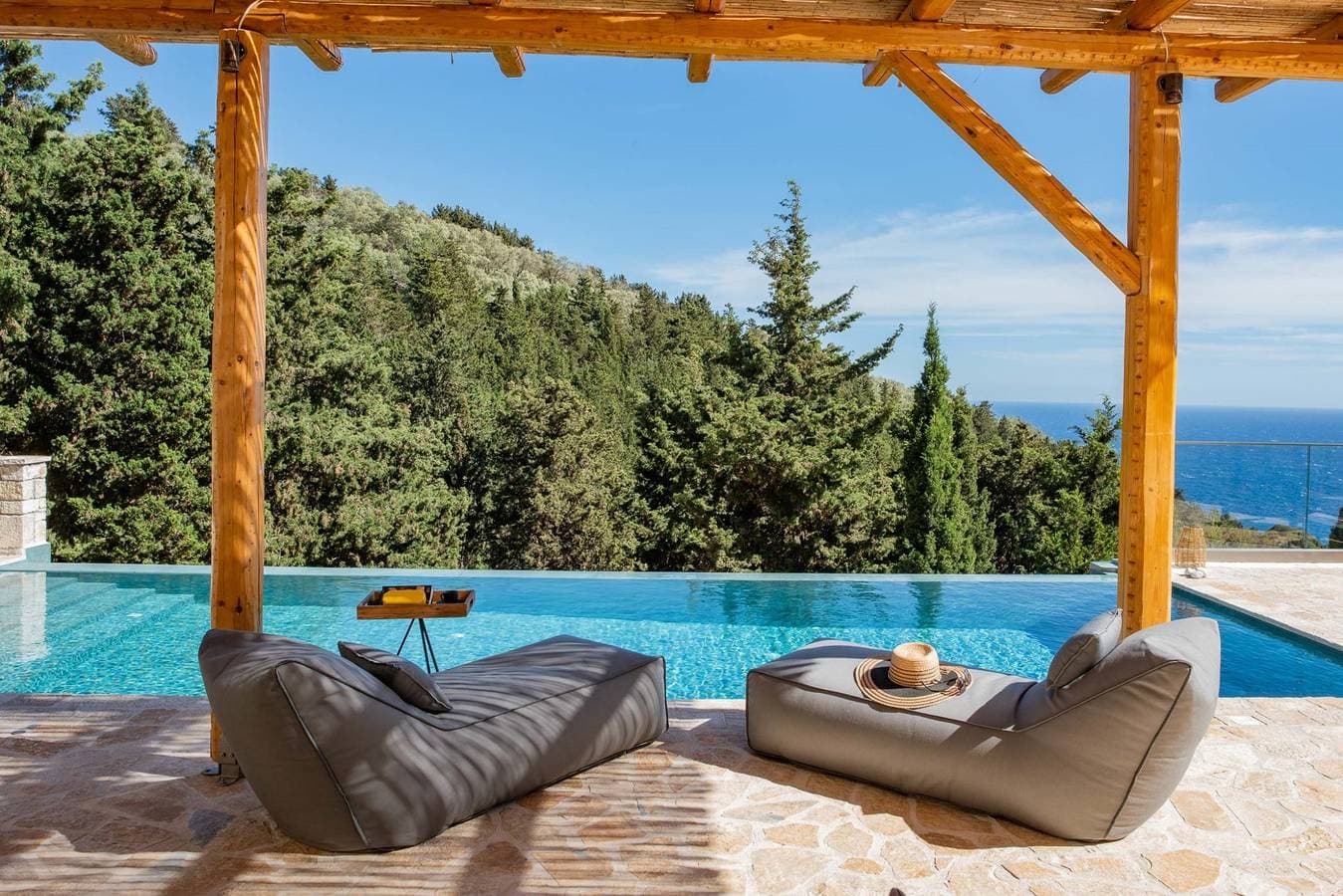 Foto 2 von 24: Villa für 5 Personen mit Terrasse
