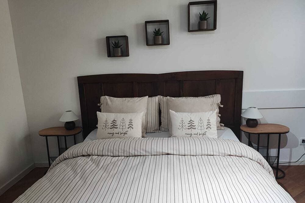 Foto 9 von 30: Farmhouse in typical Trentino style, spacious, elegant, comfortable.