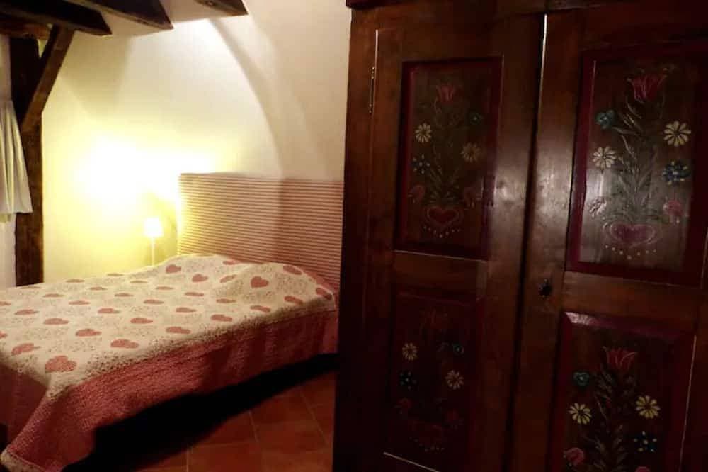 Foto 2 von 12: Gite Nature les Cigognes (sleeps up to 13), Pets welcome