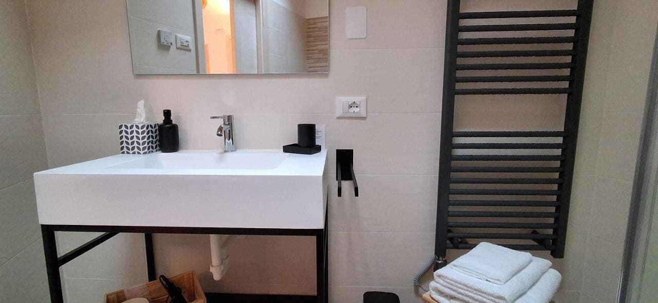 Foto 9 von 12: Double Room with Private Bathroom
