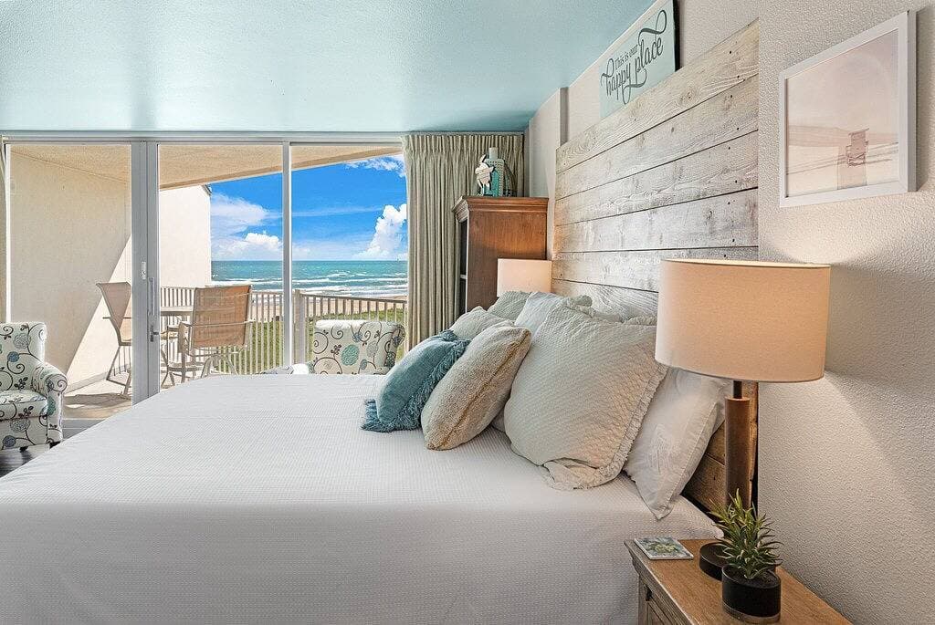 Sandcastle Condominiums Unit 511 1