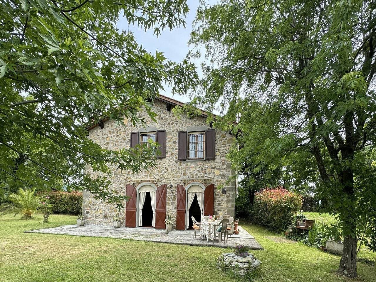 Charme des Longoio Garden Cottage 1
