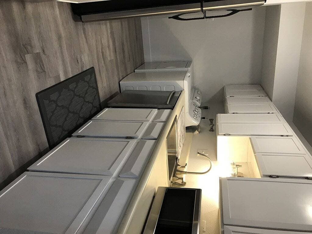 Foto 10 von 23: Chic komplett renovierte Wohnung in der Nähe des Dtc