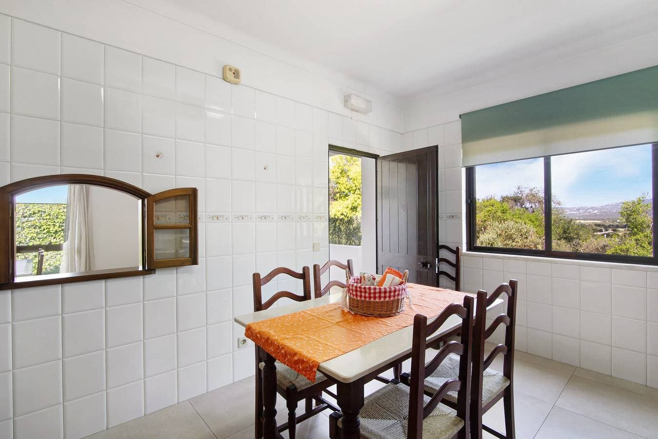 Foto 10 von 30: Villa 'Casa Da Oliveira' mit privatem Pool, WLAN und Klimaanlage