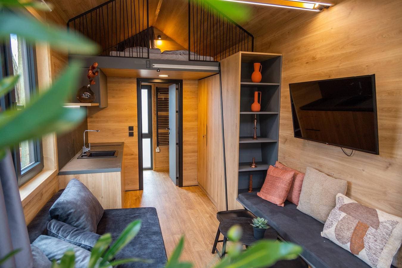 Foto 3 von 12: EuroParcs Hoge Kempen — Tiny House 2