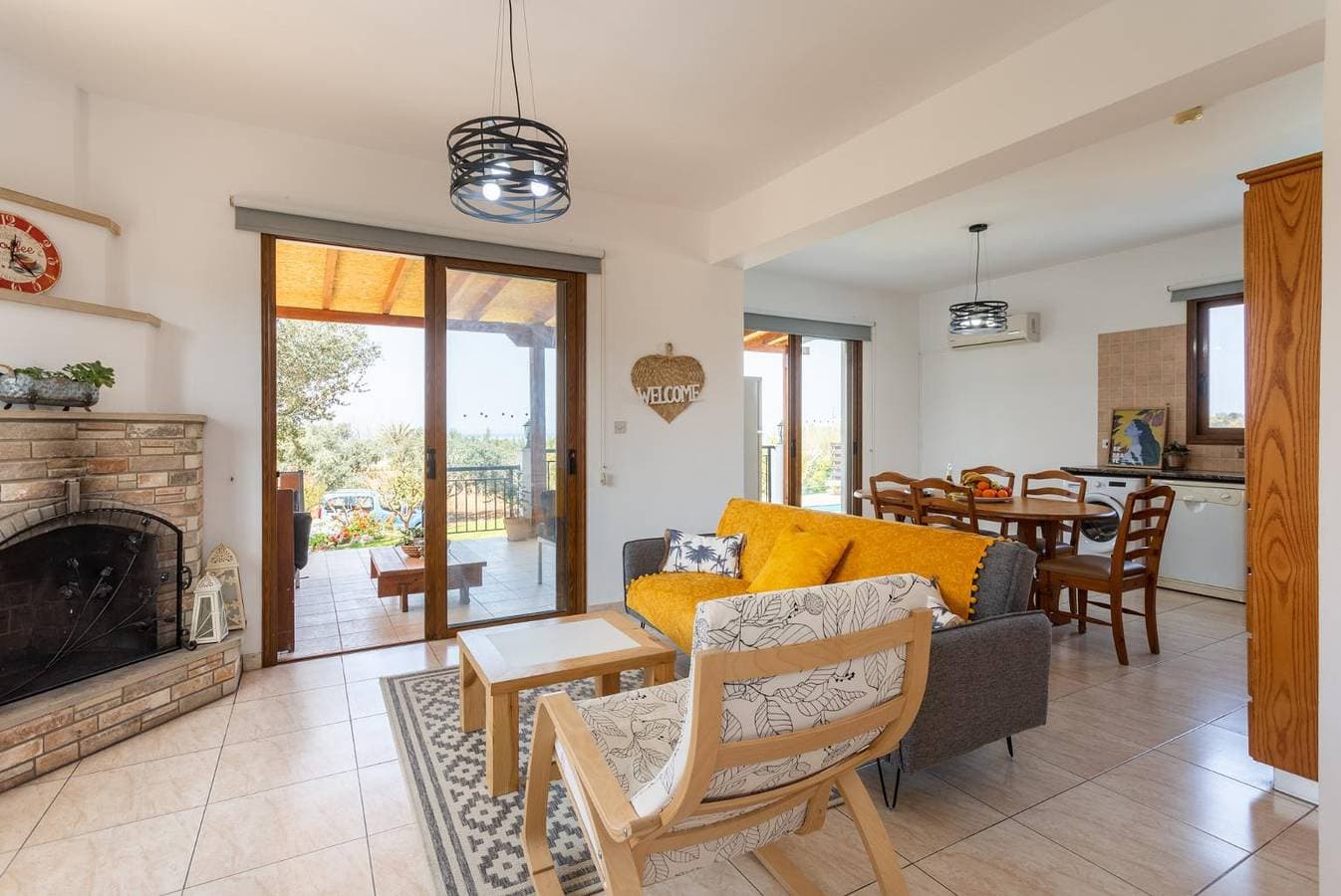 Foto 10 von 35: Villa für 6 Personen mit Terrasse
