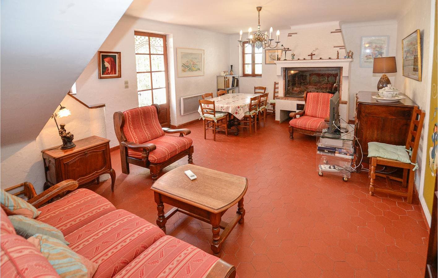 Foto 7 von 31: Appartement am Pool mit Parkplatz & WiFi