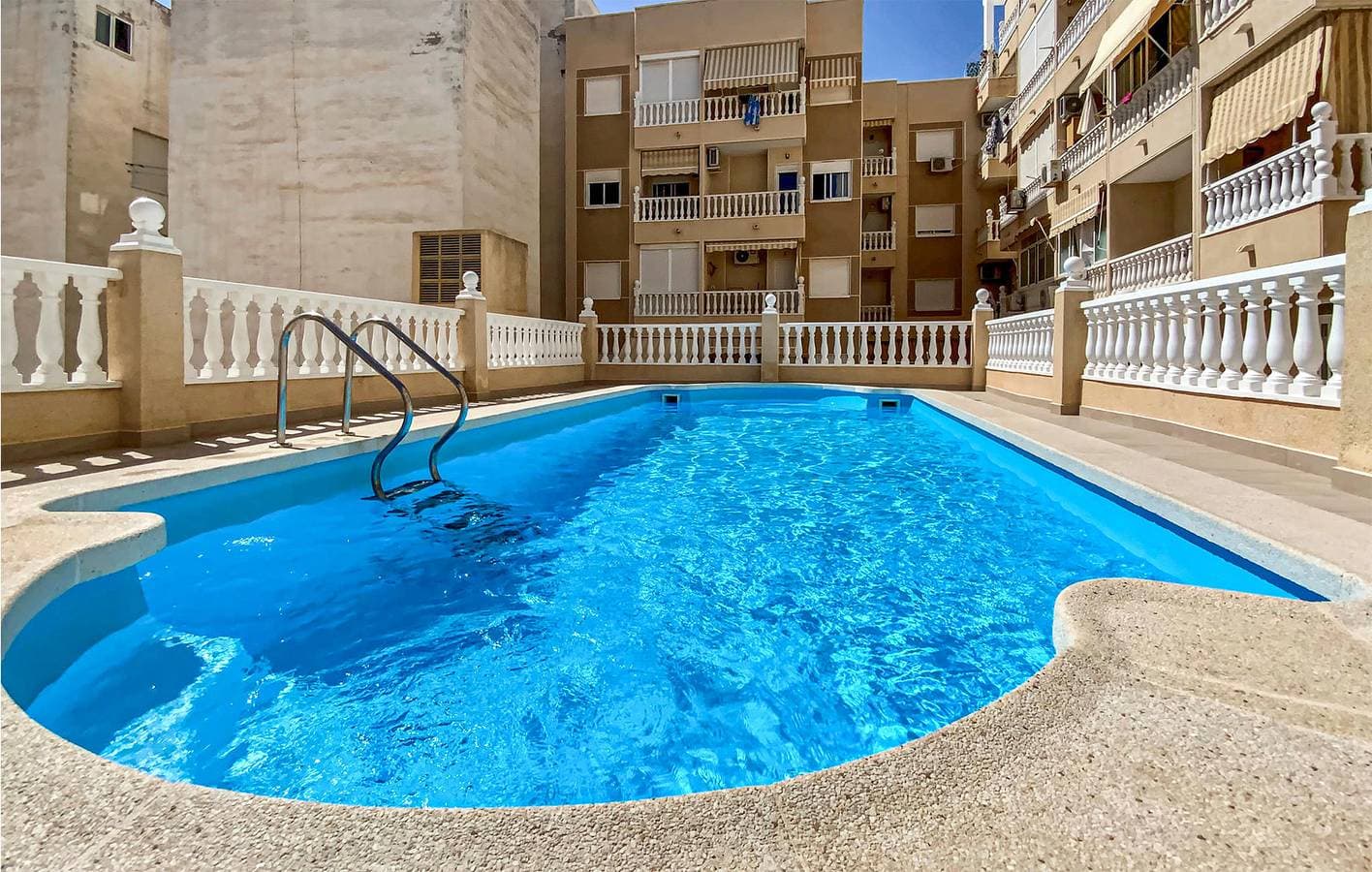 Appartement mit Poolterrasse - 2 km zum Strand 1