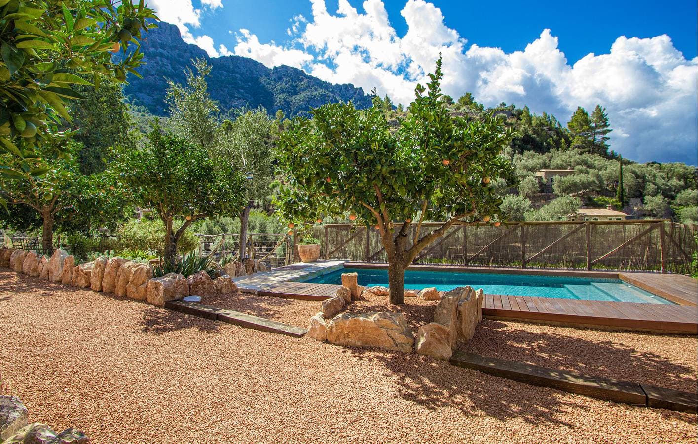 Foto 11 von 28: Gemütliche Ferienwohnung mit Pool und Terrasse in der Nähe von Fornalutx
