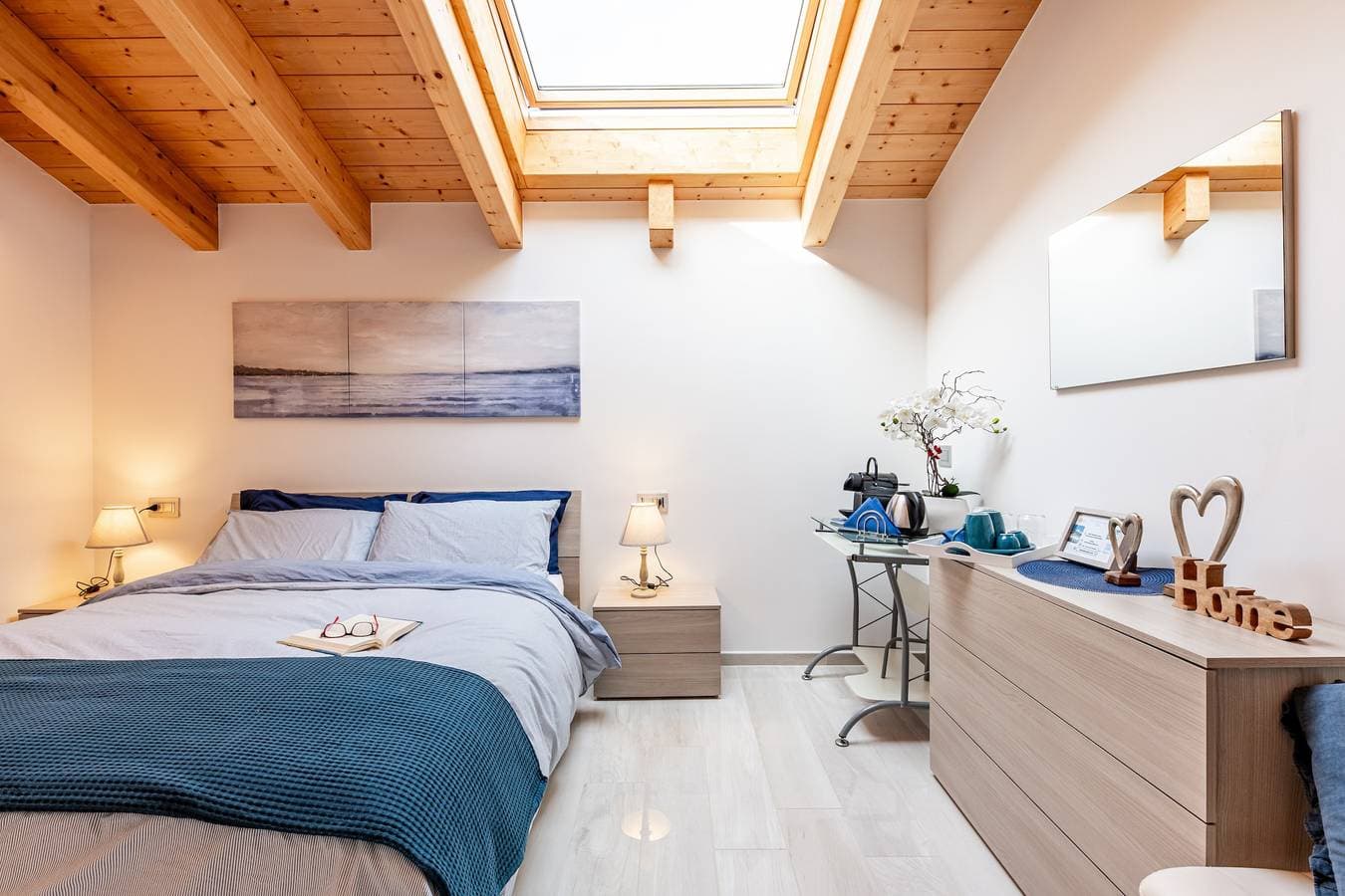 Foto 3 von 28: Zimmer 'Elena' mit Gemeinschaftspool, WLAN und Klimaanlage