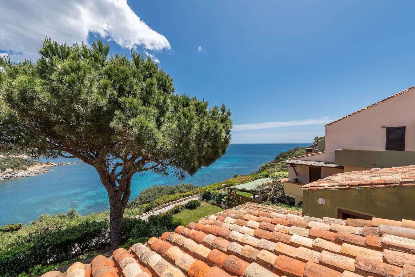 Foto 8 von 26: Ferienwohnung am Meer mit Aussicht – Accu is Prezzus D, direkt am Meer, Terrasse