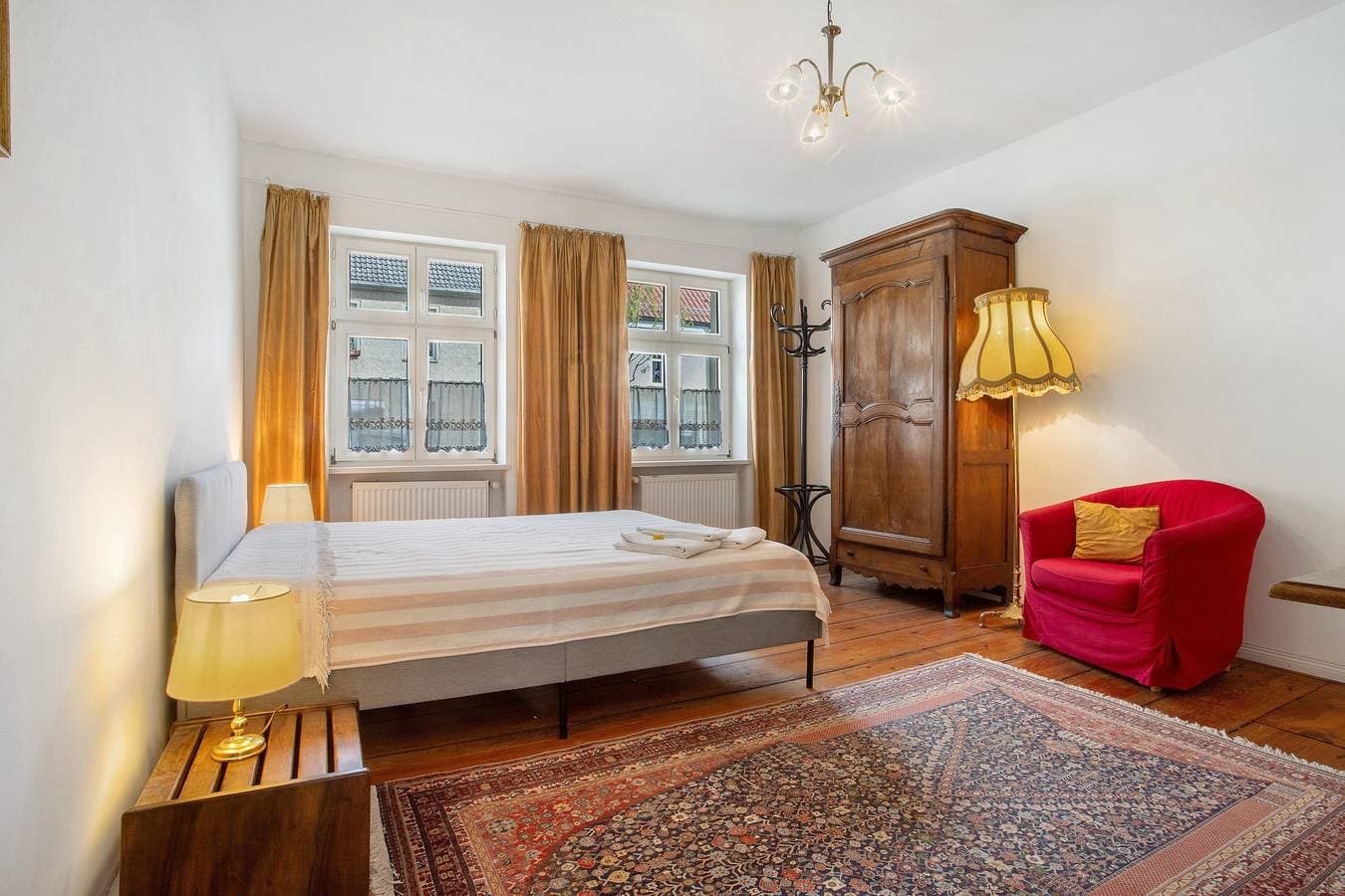 Foto 5 von 29: Ferienwohnung Nr. 3 mit gemeinsamer Terrasse, Gemeinschaftsgarten und Wi-Fi