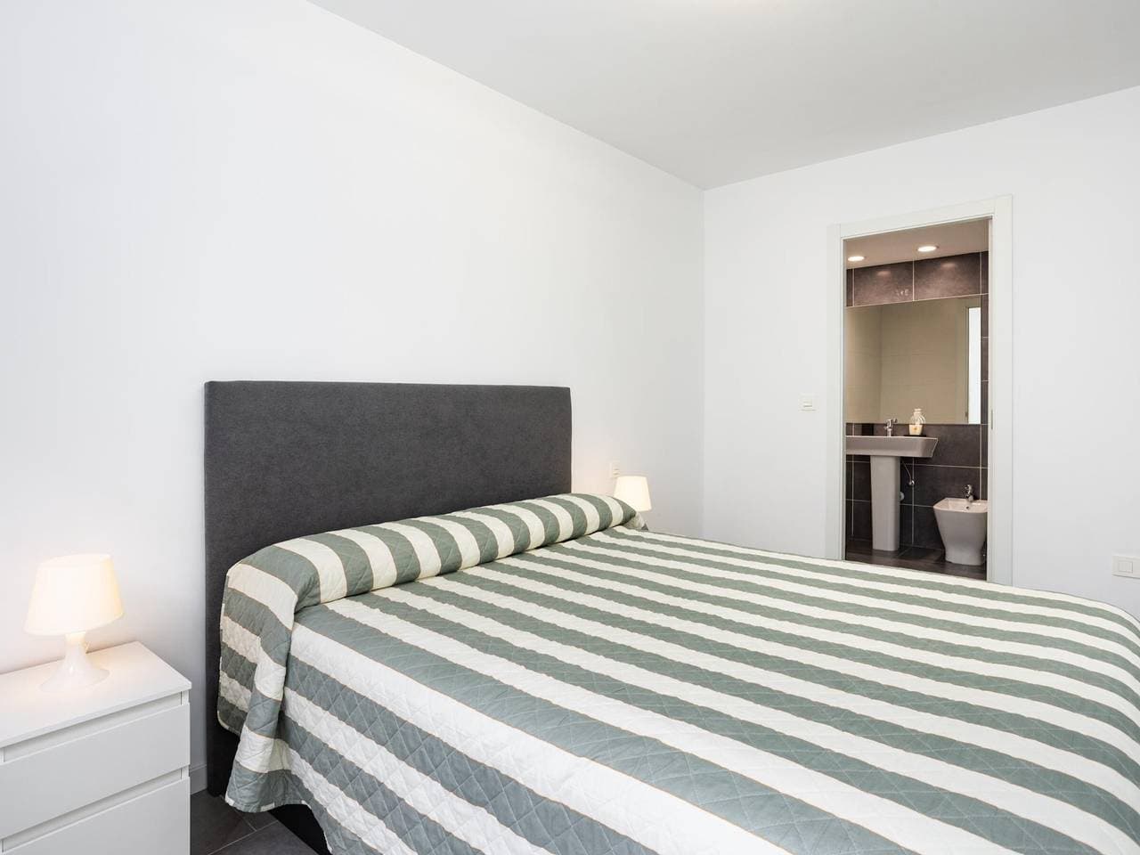 Foto 7 von 25: Moderne Wohnung in Gã¼Ã­mar - 4 Pers.