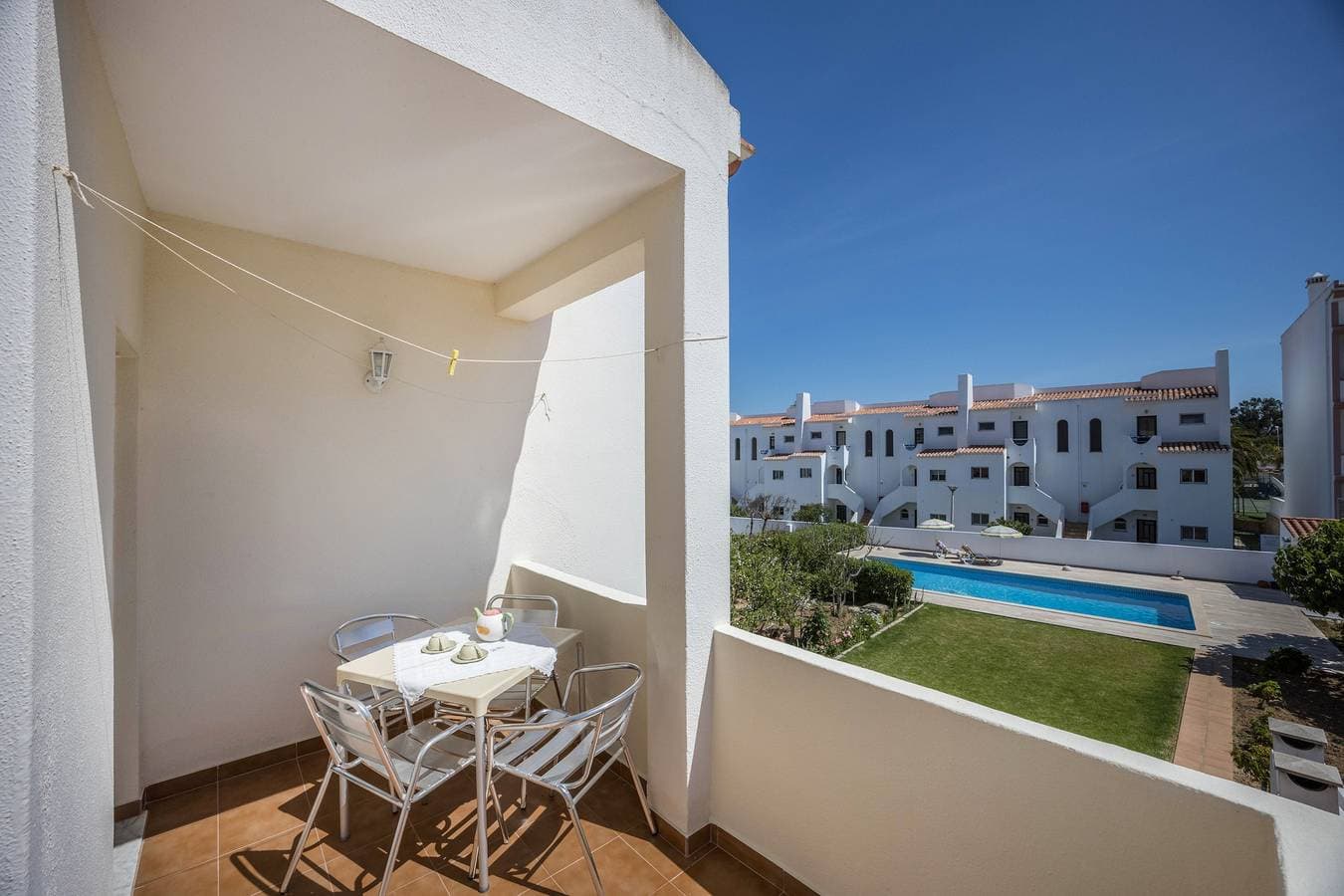 Foto 5 von 30: Ferienwohnung Villas Brites nº3 mit Balkon, Gemeinschaftspool und WLAN