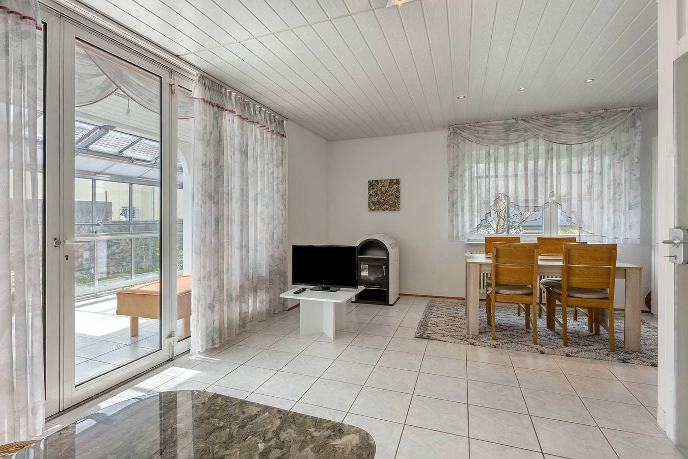 Foto 8 von 25: Ferienwohnung 'Stricker' mit Gemeinschaftsgarten und WLAN