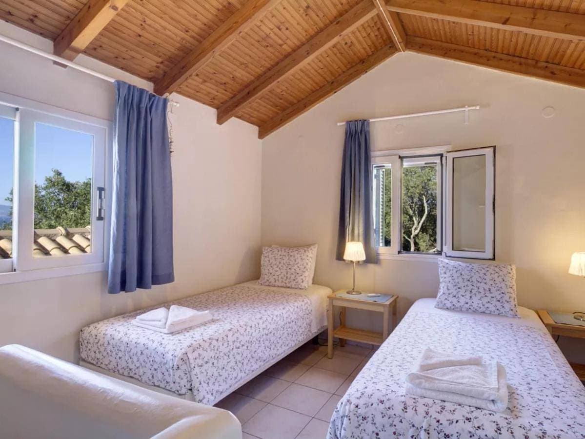 Foto 3 von 5: Villa