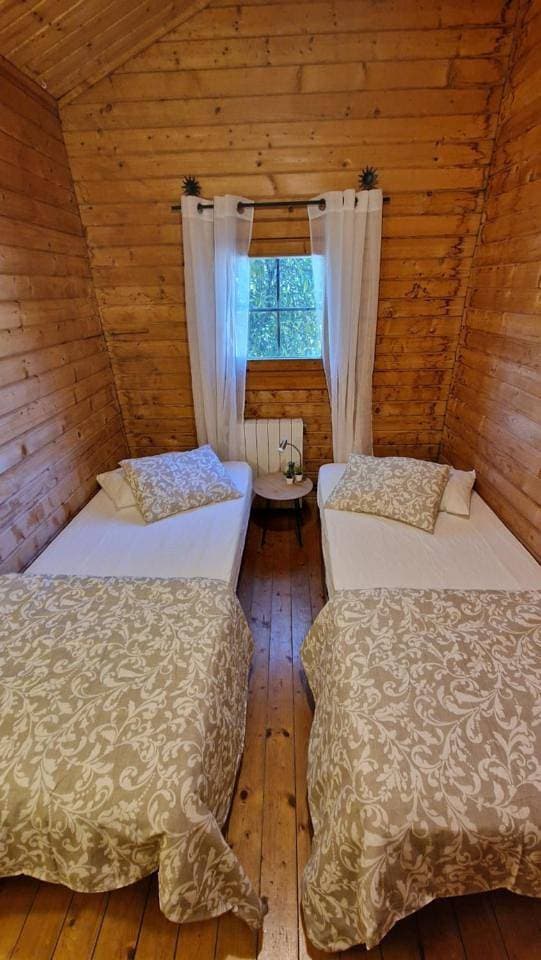 Foto 13 von 51: Two-Bedroom Chalet