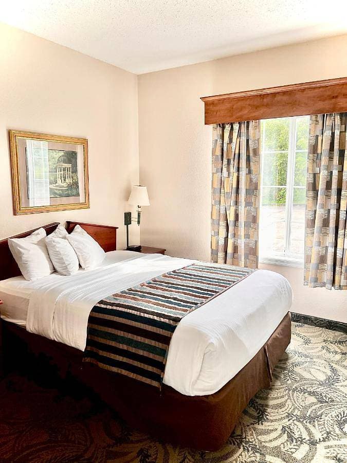 MainStay Suites 1