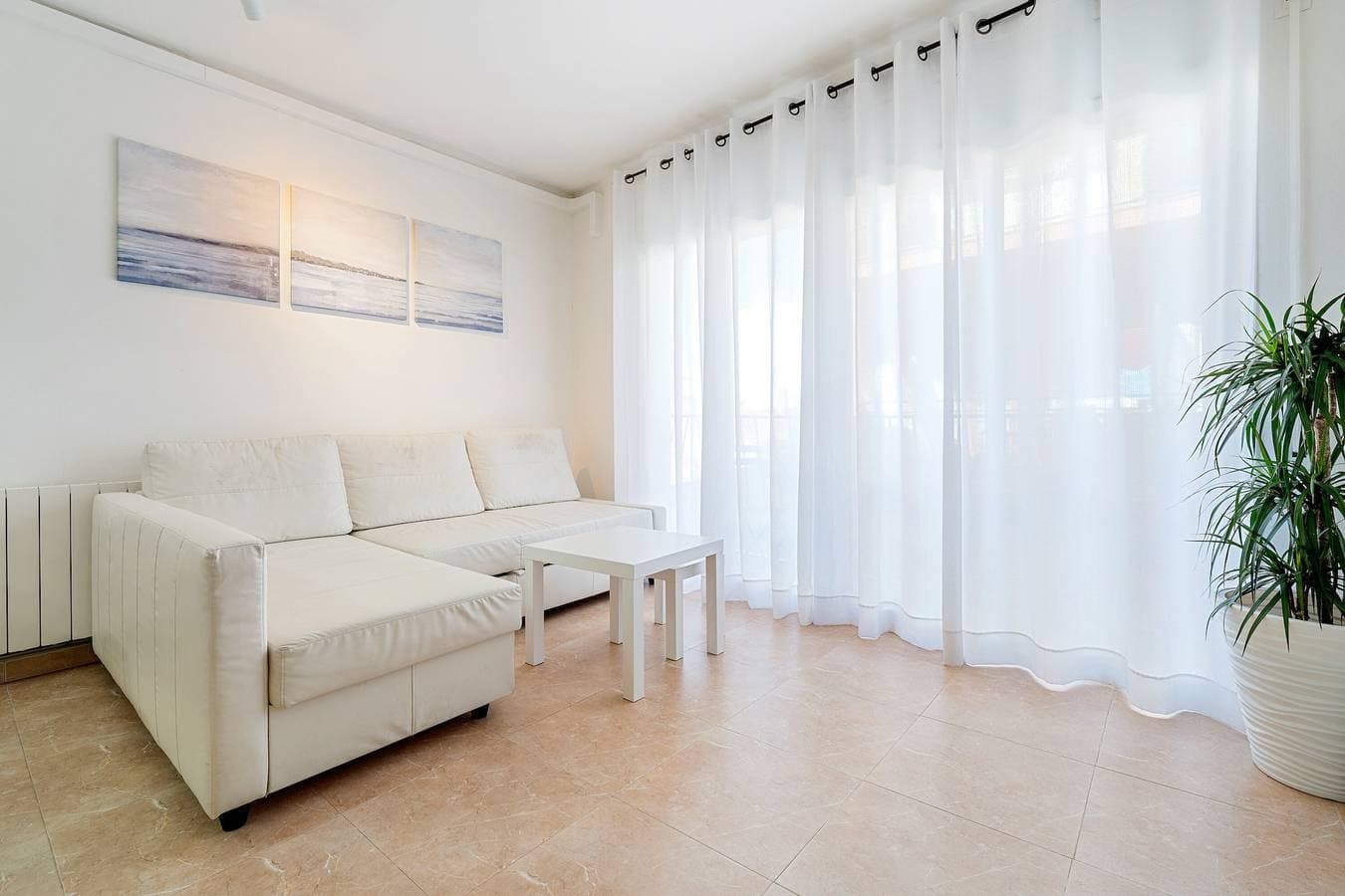 Center Beach Calafell 1