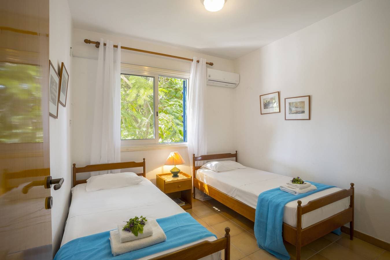 Foto 7 von 18: Sirina Lina Beachfront Suite