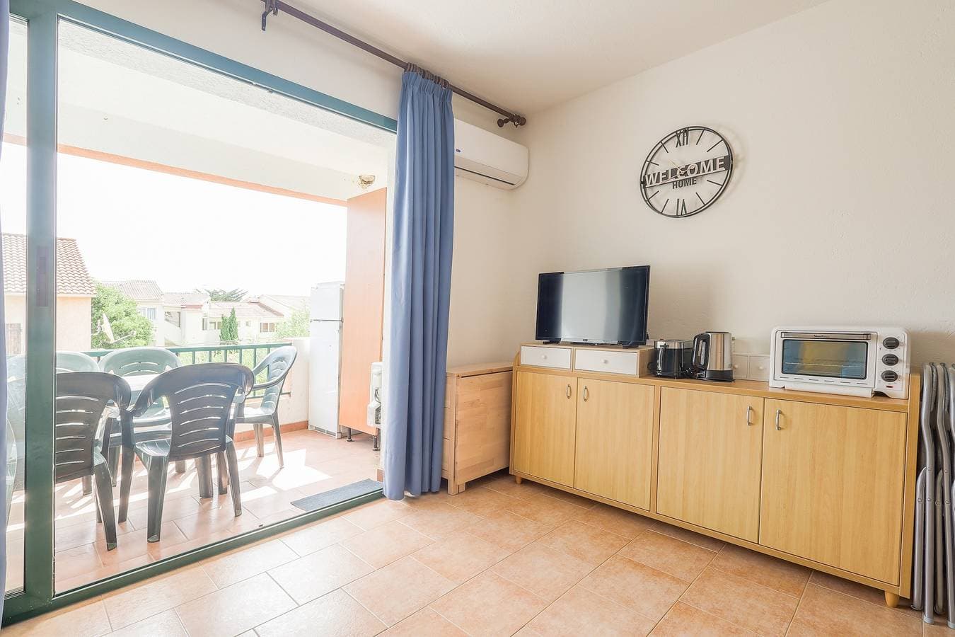 Foto 3 von 11: Ferienwohnung für 5 Personen mit Balkon