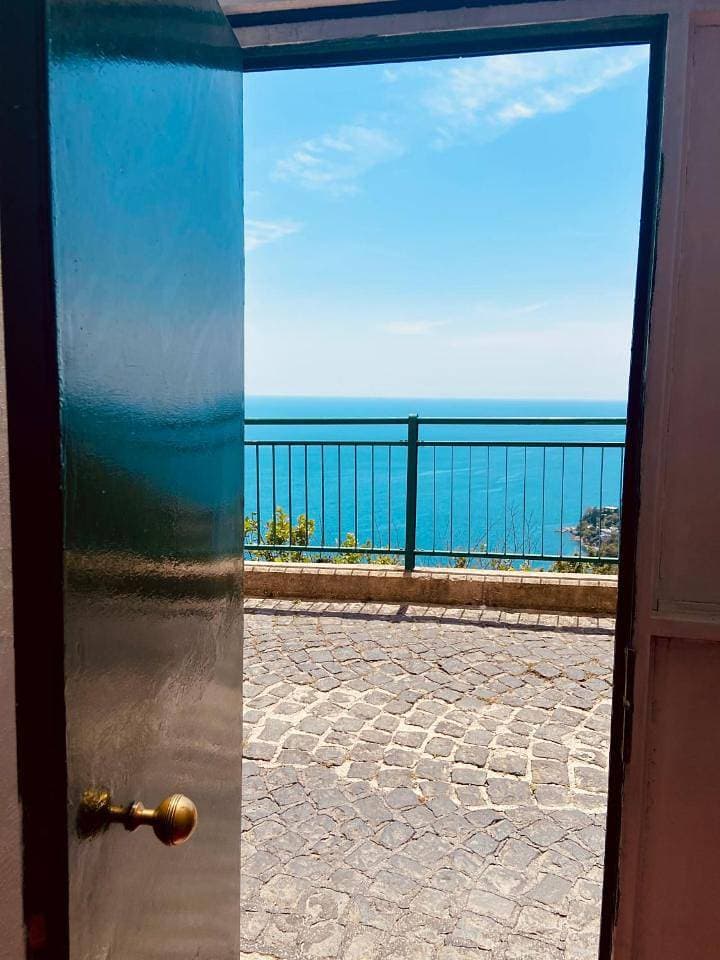 Foto 10 von 31: Apartment with Sea View