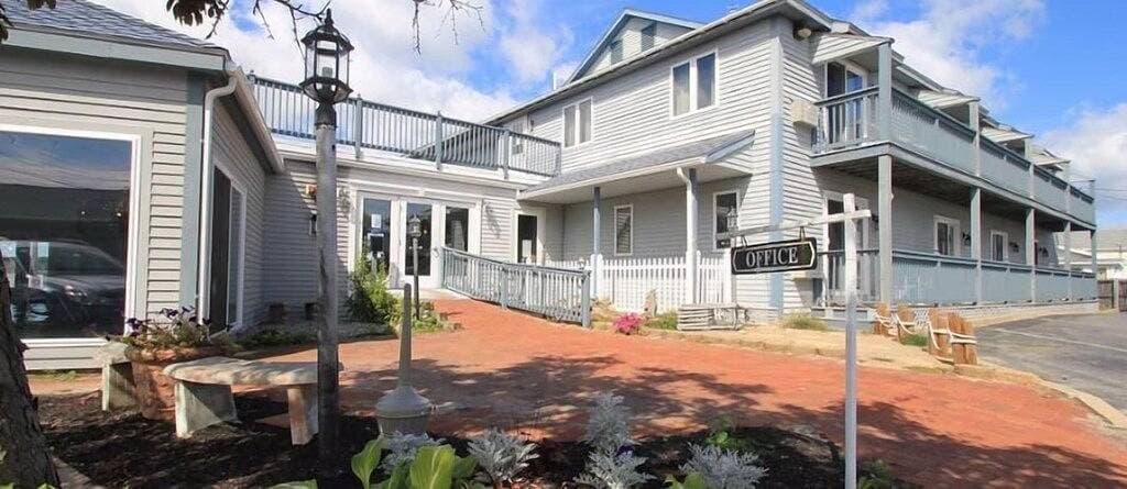 Steps from Wells Beach, Bellevue by the Sea is perfect for your Maine vacation 1