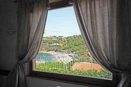 Foto 5 von 5: Apartment with Sea View