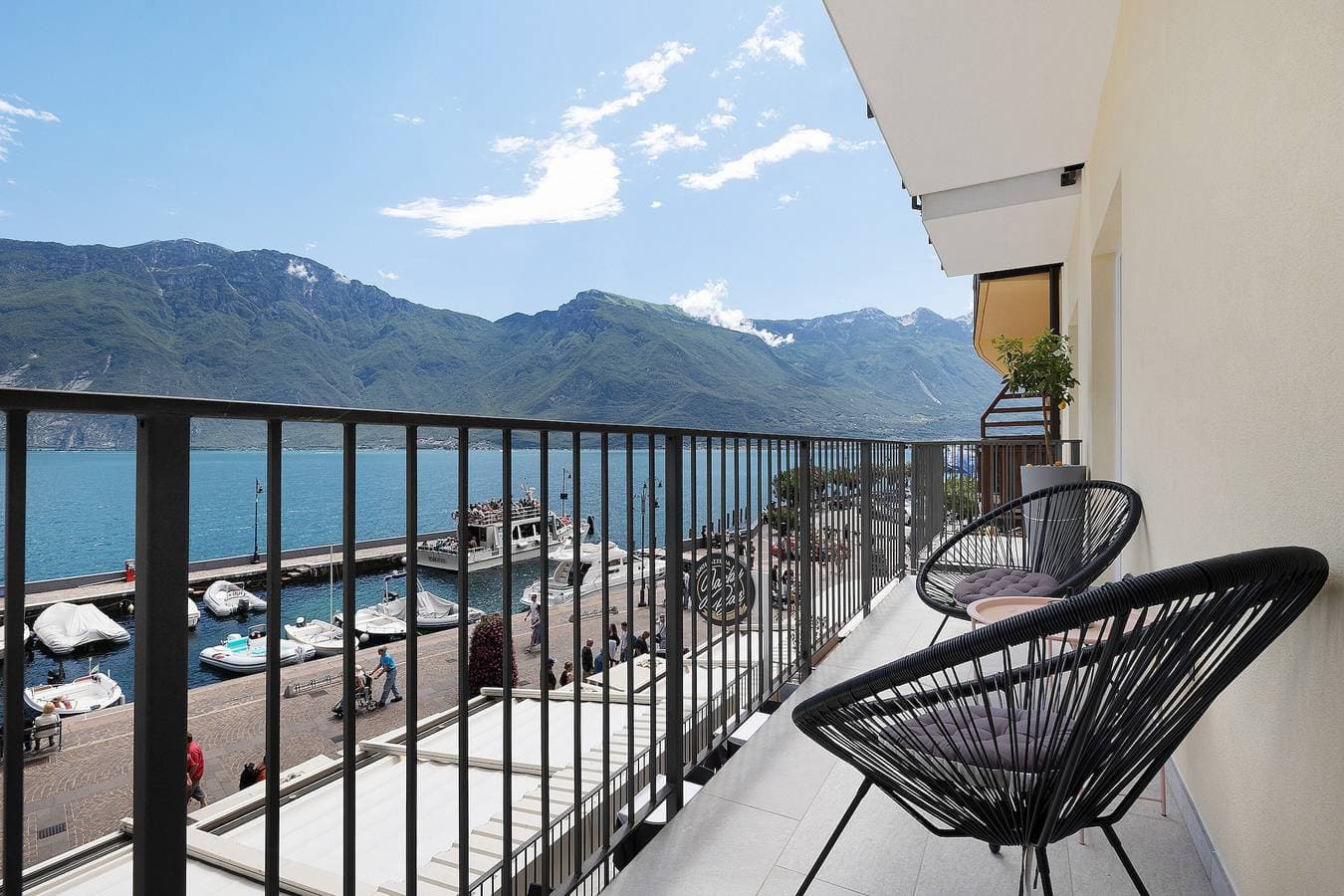 Foto 5 von 28: Ferienwohnung 'Jacky's 1' mit Seeblick, WLAN und Klimaanlage