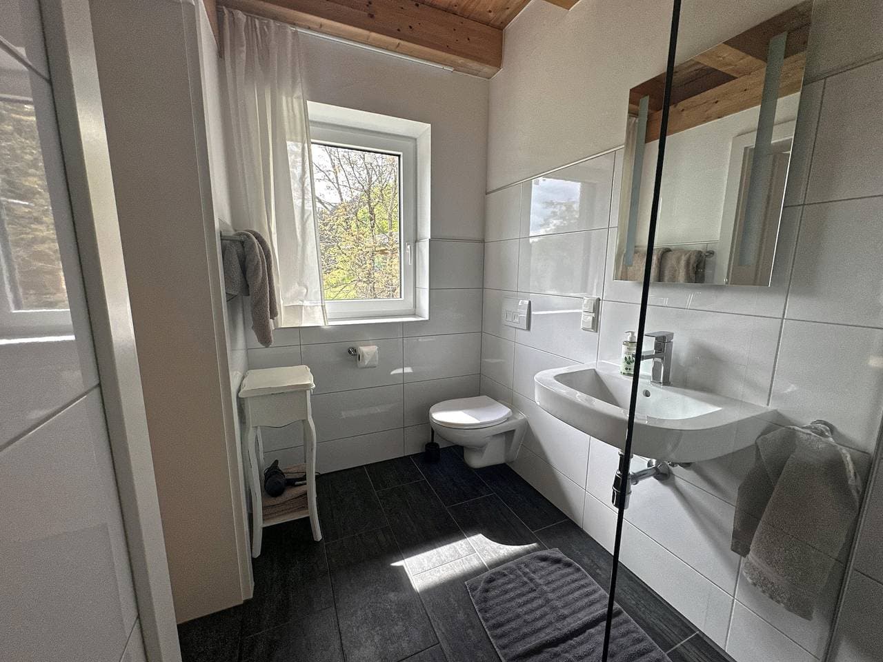Foto 13 von 39: Appartement/Fewo, Dusche, Wc, 2 Schlafräume