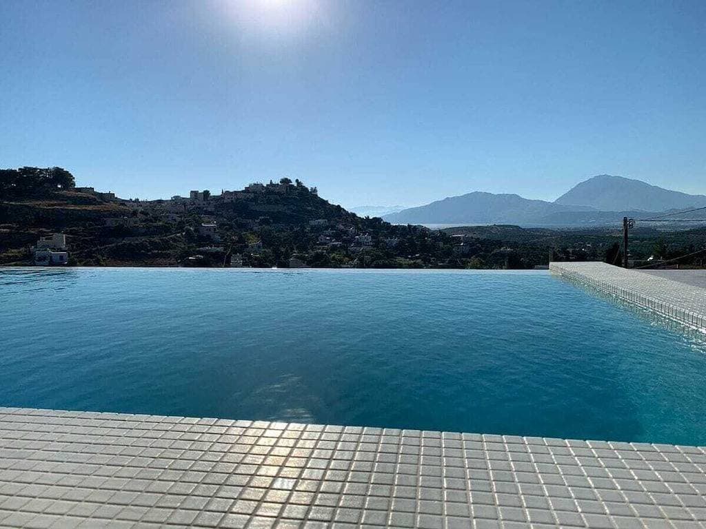 Foto 9 von 42: Ferienhaus in Kamilari mit Schwimmbecken