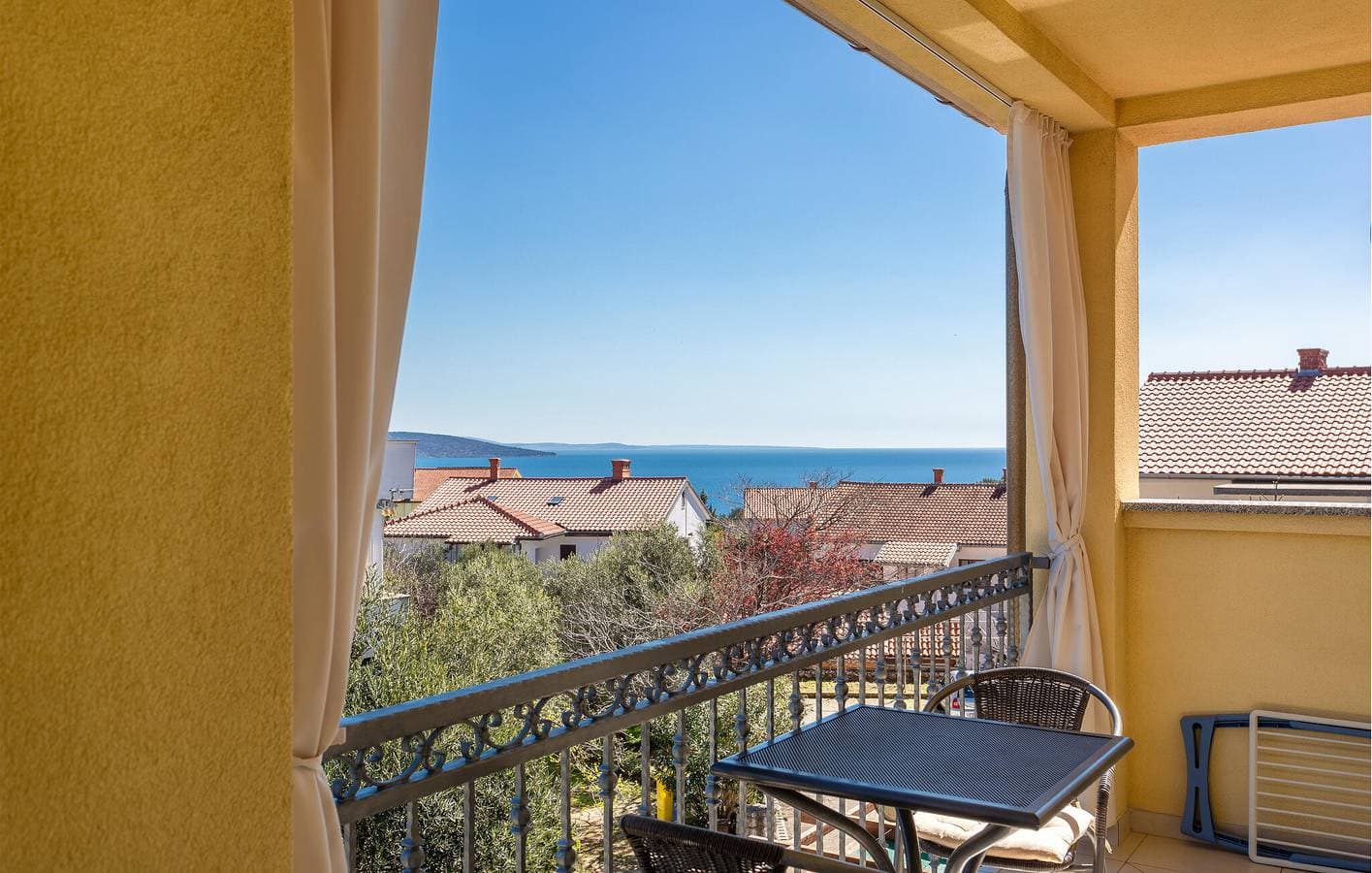 Foto 4 von 23: Gemütliches Apartment mit Meerblick, Terrasse, WLAN und Parkplatz – 900 m vom Strand entfernt