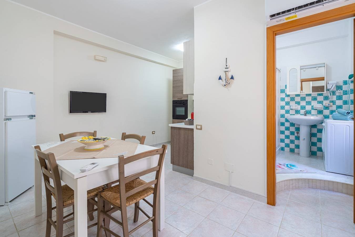Foto 9 von 22: Ferienwohnung 'Brezza Marina Marzamemi' mit Balkon, WLAN und Klimaanlage