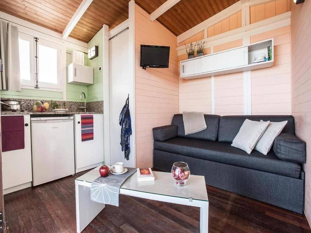 Foto 7 von 41: Two-Bedroom Bungalow