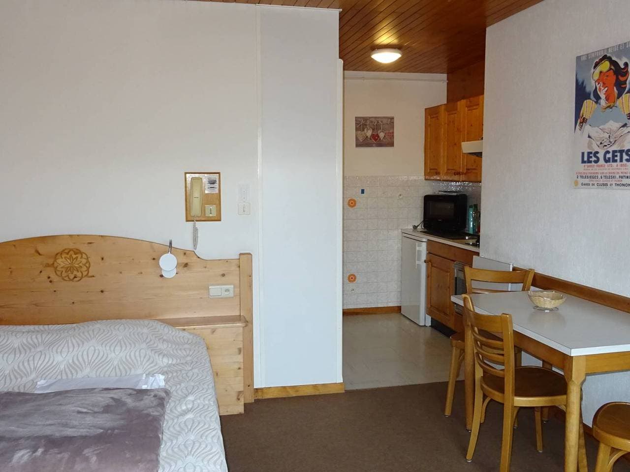 Zentrales Studio für 2 Pers. mit WIFI, Bettwäsche, Handtüchern und Balkon – Les Gets 1
