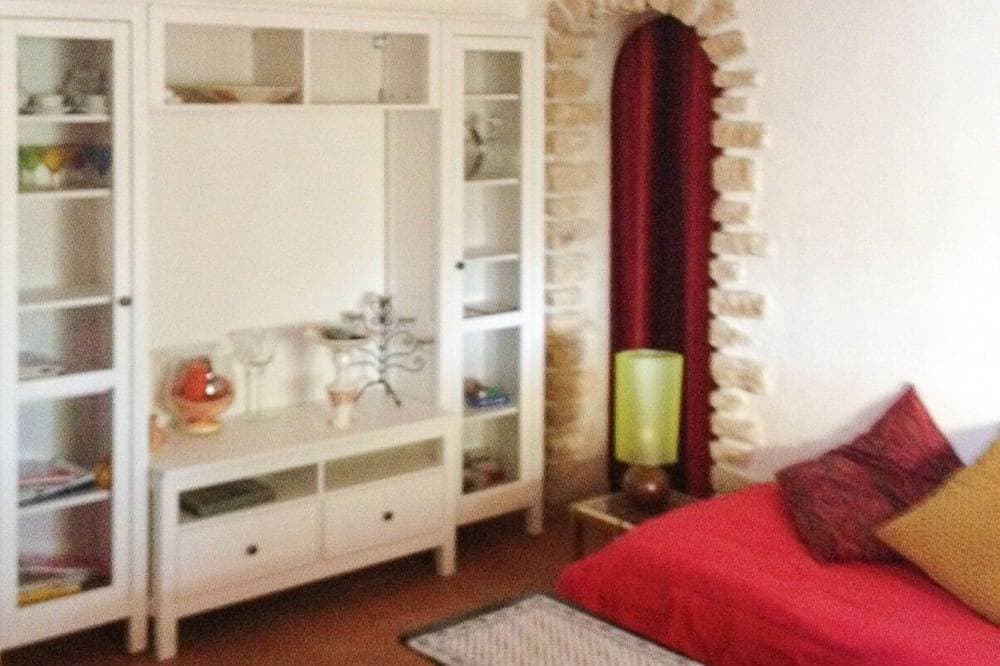 Foto 4 von 25: Schönes Haus, auf 2500m² Grundstück mit privatem Pool,
