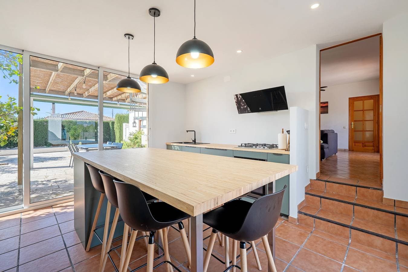 Foto 7 von 32: Ferienhaus 'Villa Tivissa Avec Piscine' mit Meerblick, Wi-Fi und Klimaanlage
