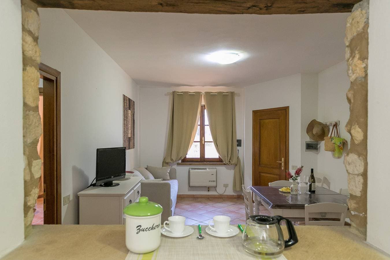 Foto 11 von 29: Apartment 'Podere Nuti – 4 Lauro' mit eigenem Pavillon, Gemeinschaftspool und Garten