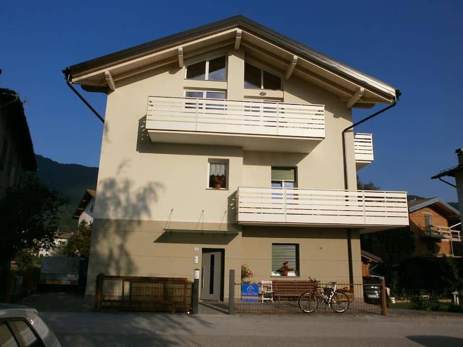Foto 4 von 42: Two-Bedroom Apartment