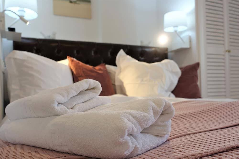 Foto 4 von 30: Santa Barbara Apartment - 200 meters to the Beach