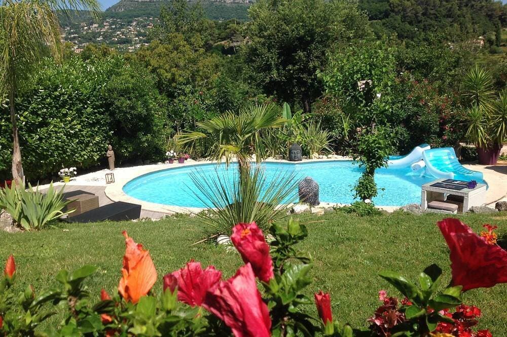 Außergewöhnliche Villa in Vence in ruhiger ländlicher Umgebung 1