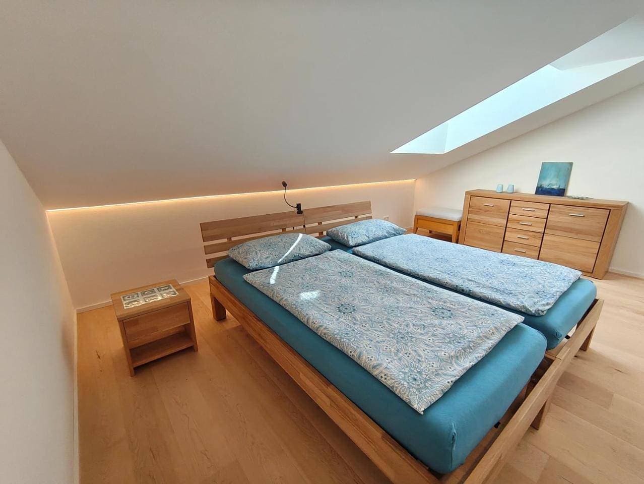 Foto 6 von 25: Two-Bedroom Apartment with Balcony