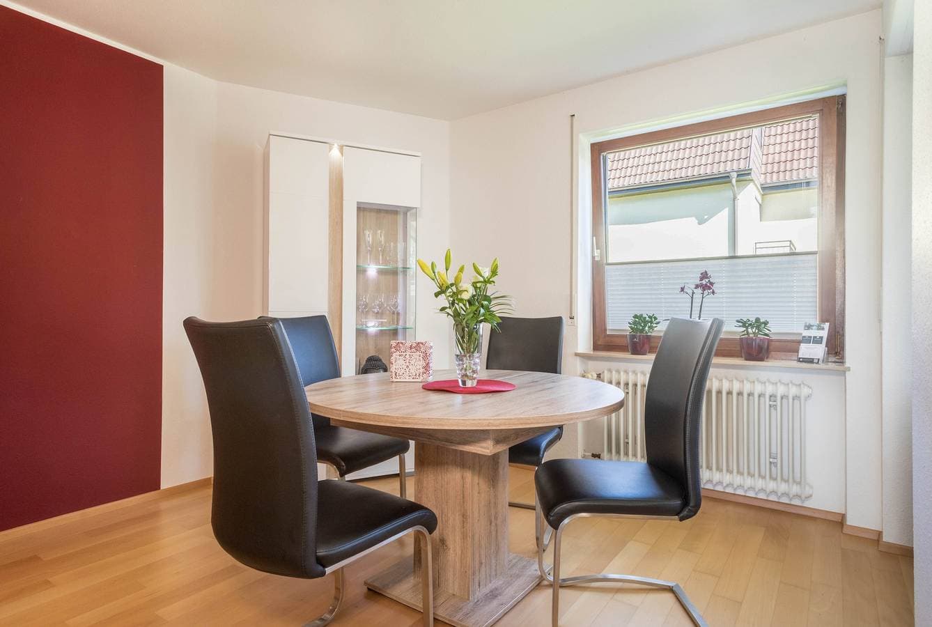 Foto 5 von 26: Moderne Ferienwohnung "Imelda" mit Balkon, Seeblick, WLAN