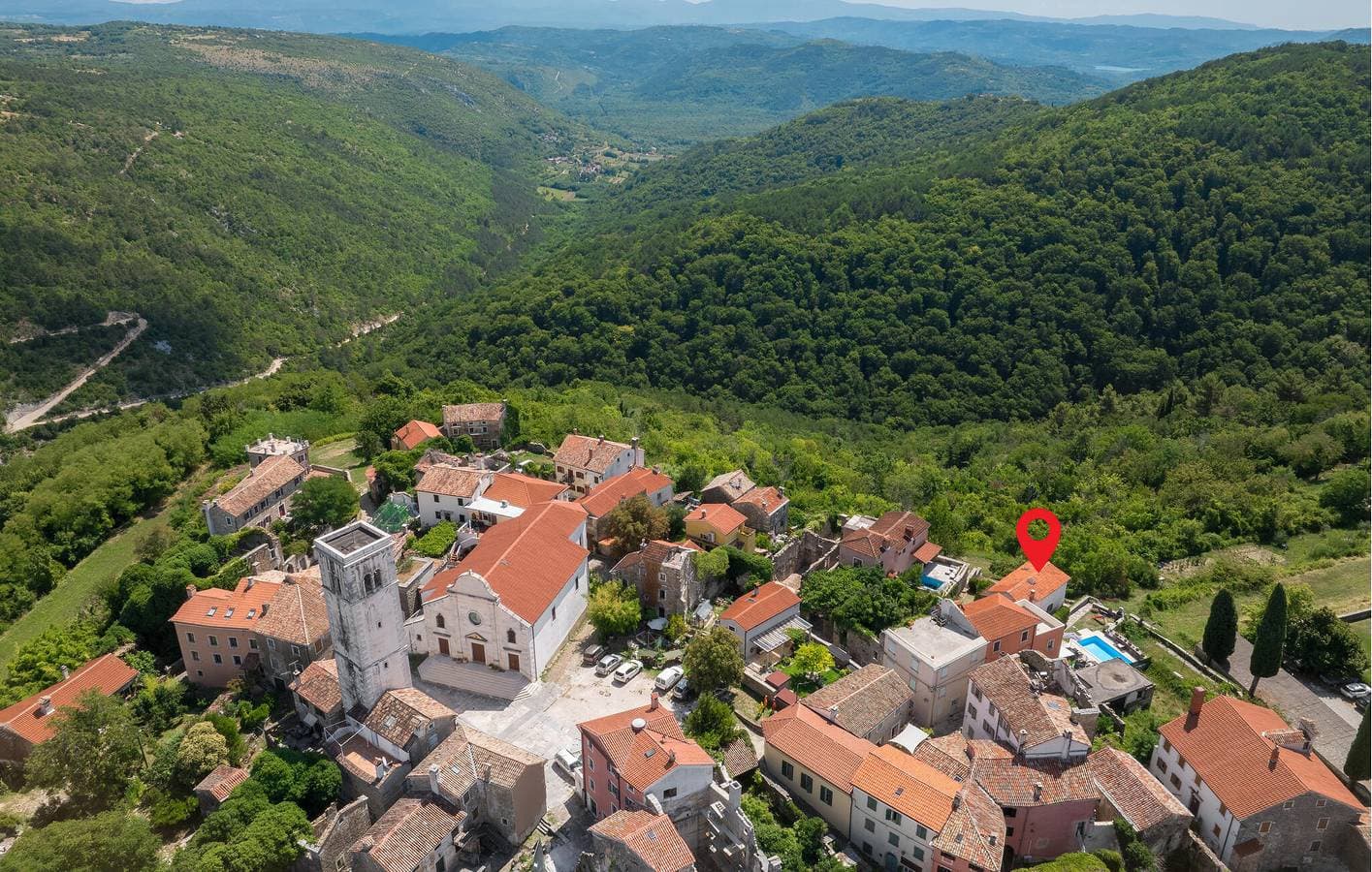 Charmante 2-Zimmer-Wohnung mit Terrasse und WLAN in Oprtalj, in der Nähe von Restaurants 1