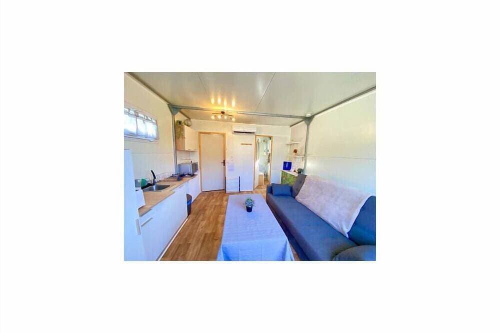 Foto 12 von 30: Unusual night on a fully air-conditioned and heated houseboat