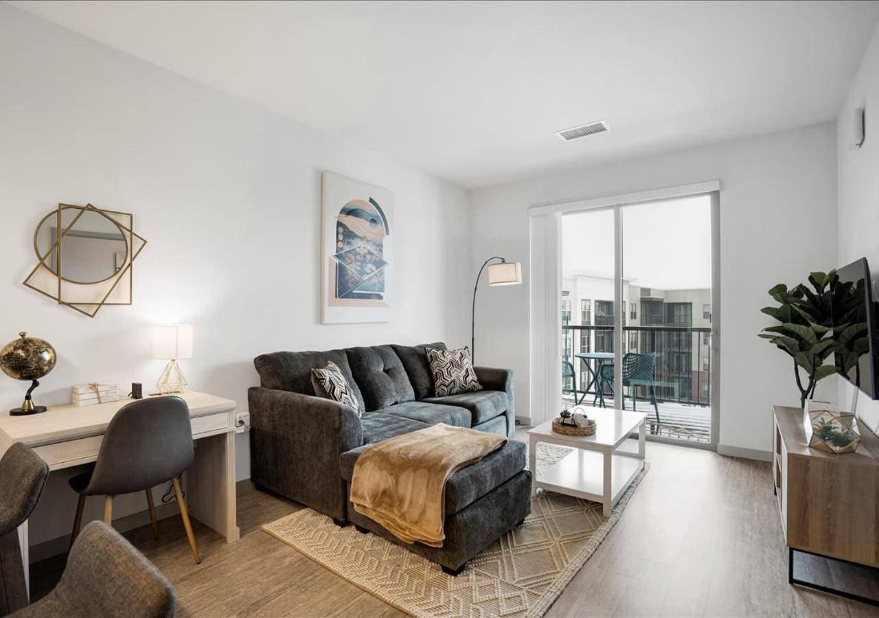 Pool with Free Covered Parking and Washer & Dryer in Unit 1