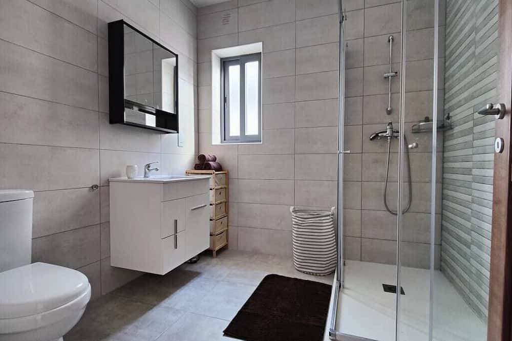 Foto 7 von 20: Salina Wharf, Block E, Apt. 27 by Crysalex Houses