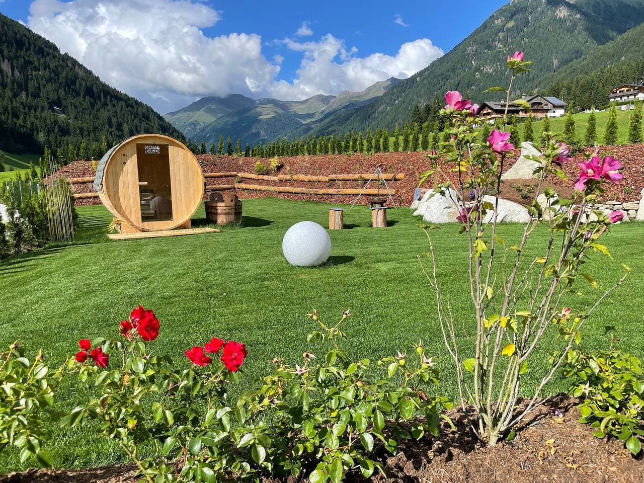 Foto 12 von 20: Chalet „Villa Anita The Garden“ mit Bergblick, WLAN und Klimaanlage
