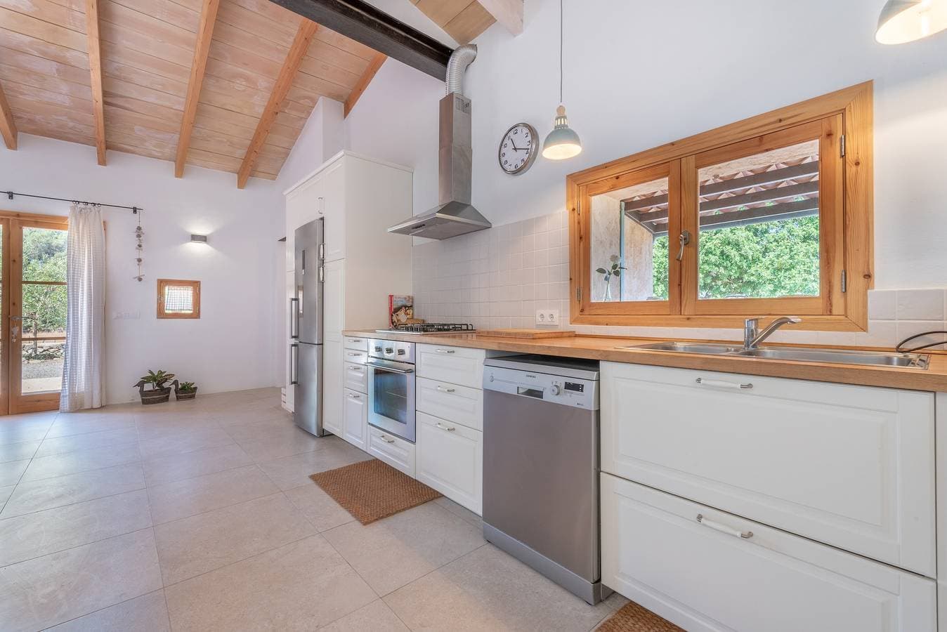 Foto 12 von 25: Landhaus 'Laurel' mit Bergblick, privatem Pool und WLAN