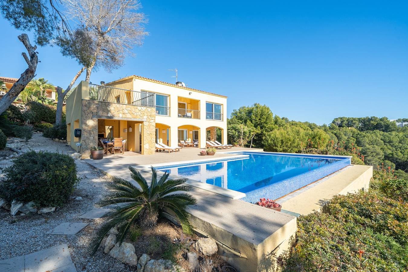 The beauty of  Cala Tamarit 1